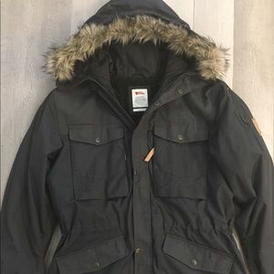 Singi Winter Jacket - very lightly worn, moving